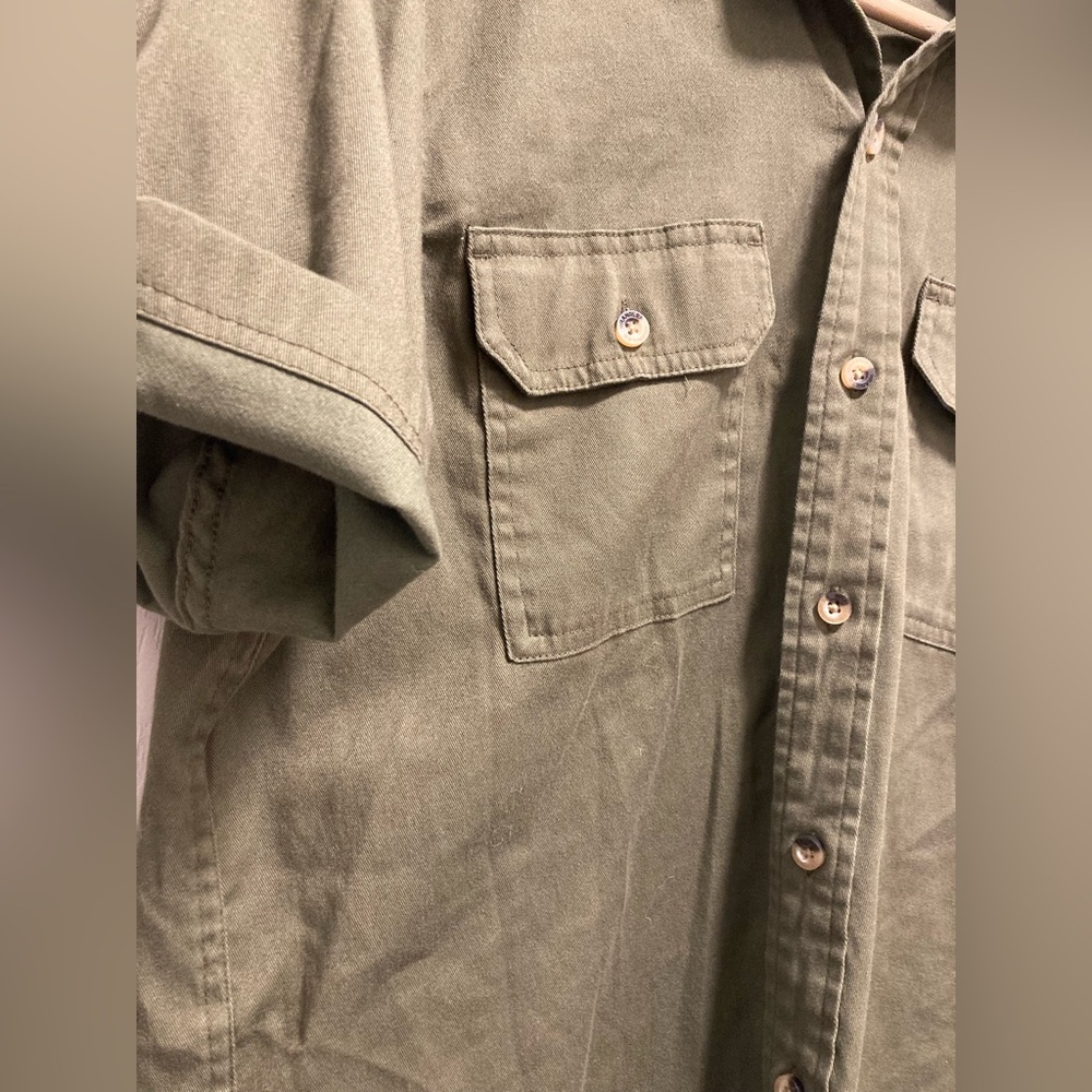 Olive Green Men's Short Sleeve Button Up Shirt - Picture 7 of 8
